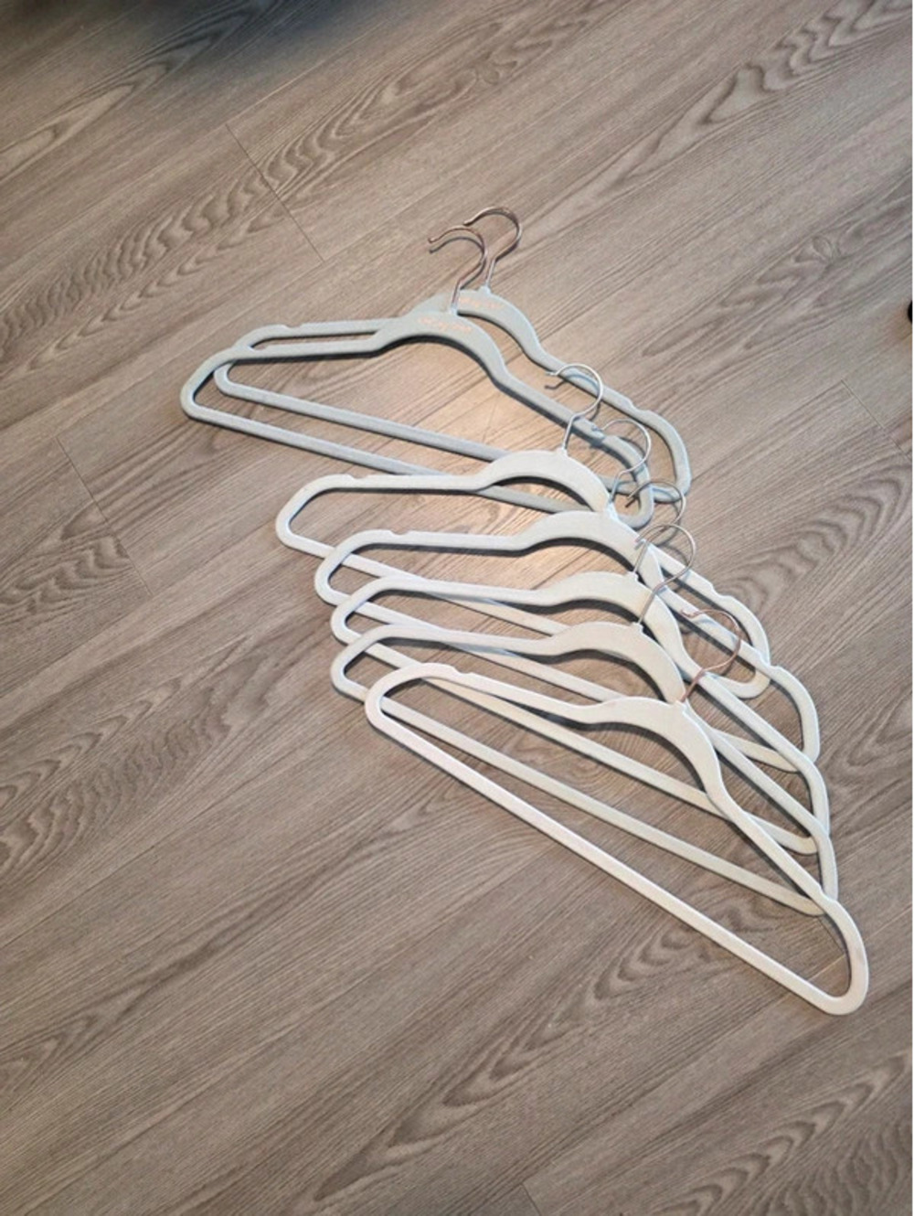 Set of 6 White Plastic Clothes Hangers with Metal Hooks